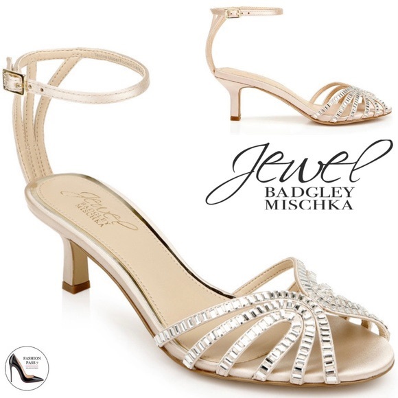 BADGLEY MISCHKA JEWEL OCEAN ANKLE STRAP KITTEN HEEL SANDALS CHAMPAGNE SZ 11 - Picture 9 of 12